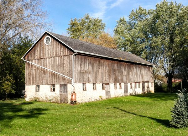 Barn Gutter Repair in Hilliard